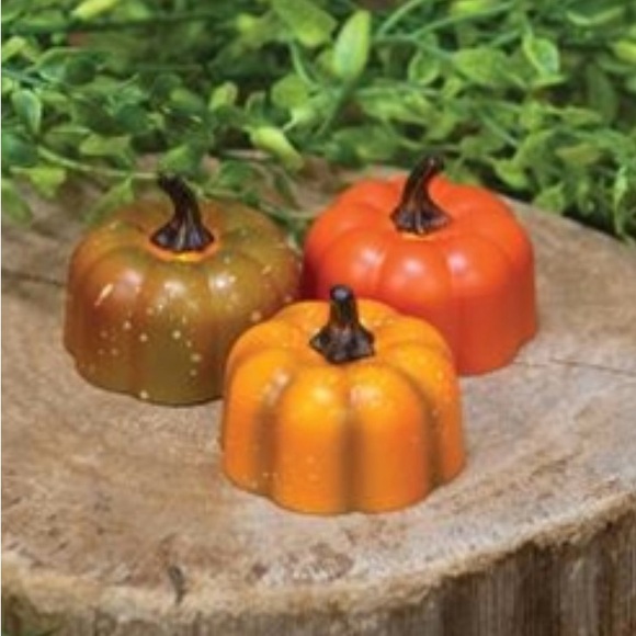 *Pumpkin Tealight Candles Set of 3 - Picture 16 of 17